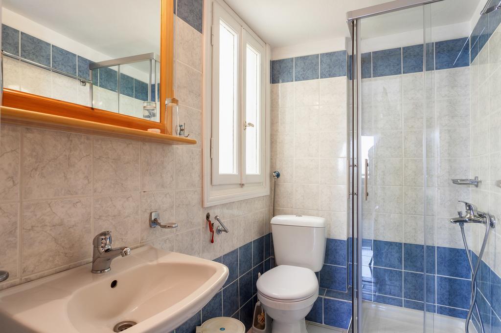 סקופלוס טאון Akti Fine Rooms חדר תמונה