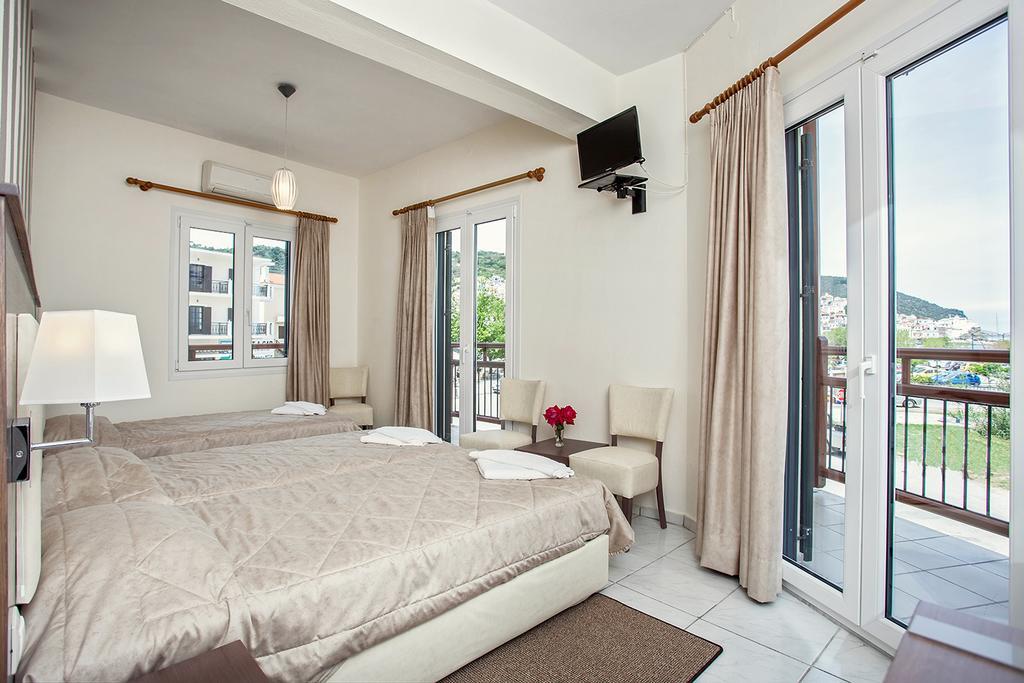 סקופלוס טאון Akti Fine Rooms חדר תמונה